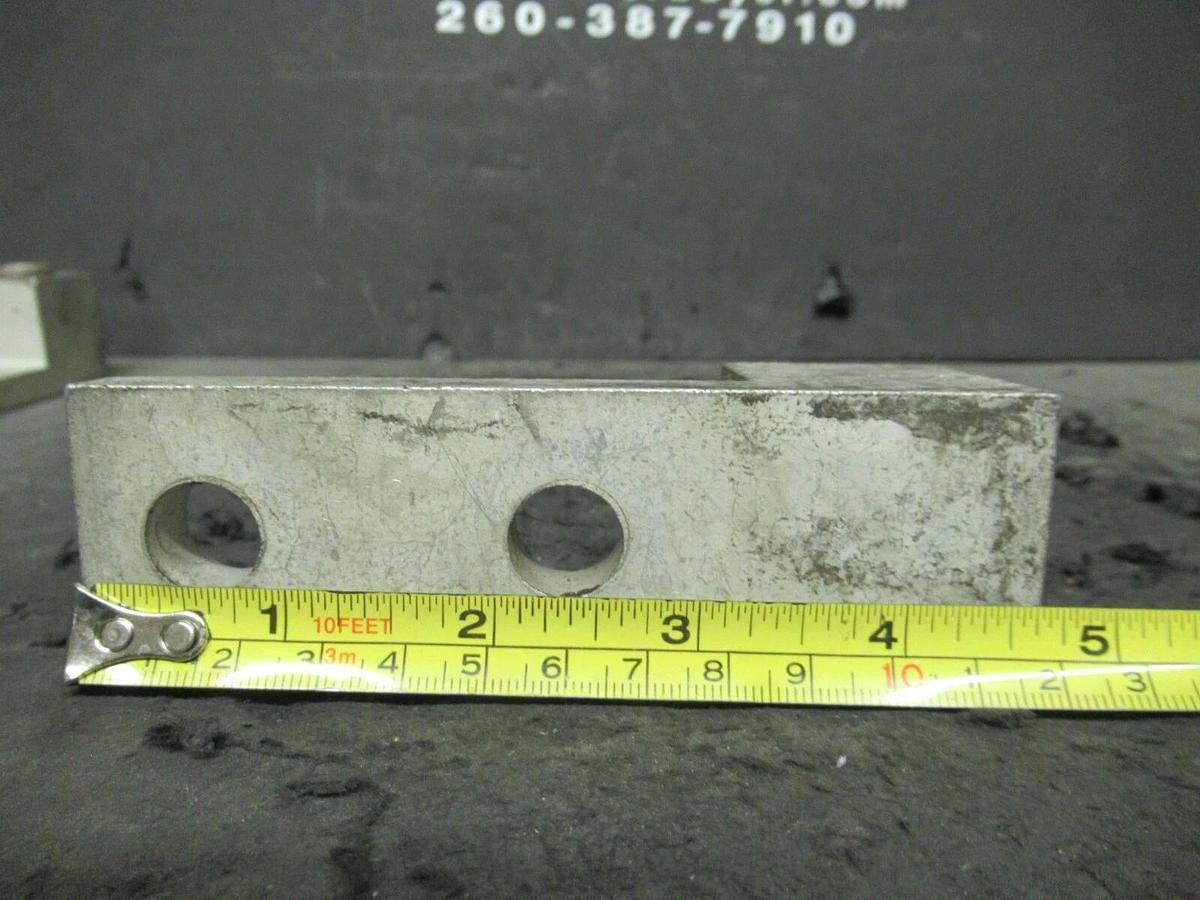 Used (3) QTY GE GE-600-2 1 SINGLE BARREL MECHANICAL CONNECTOR LUGS TAP 600 KCMIL - 2