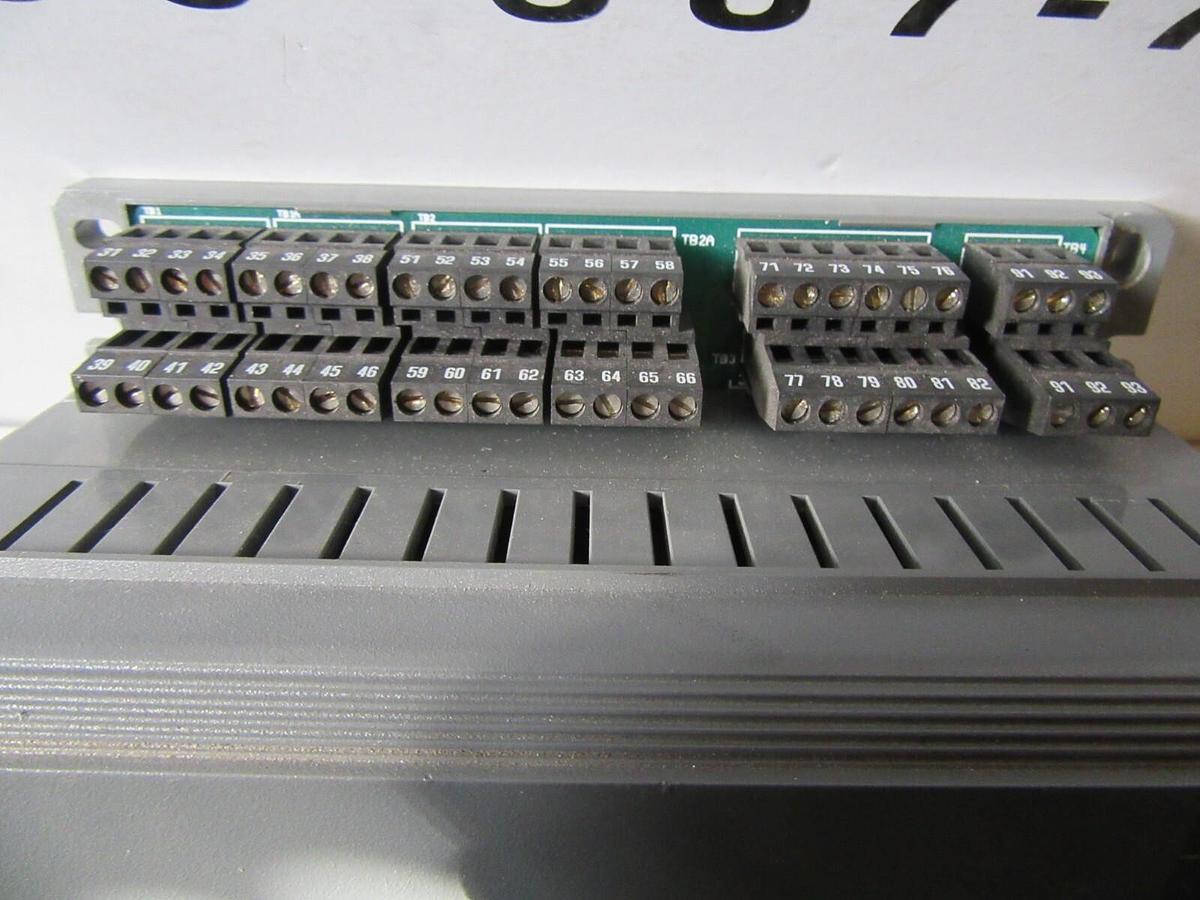 Used METASYS / JOHNSON CONTROLS DX-9100-7454 REVISION B ENERGY MANAGEMENT PLC