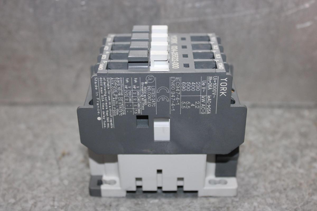 Used SIEMENS SENTRON CIRCUIT BREAKER HLXD63B500H 500 AMP 600 VAC 3-POLE