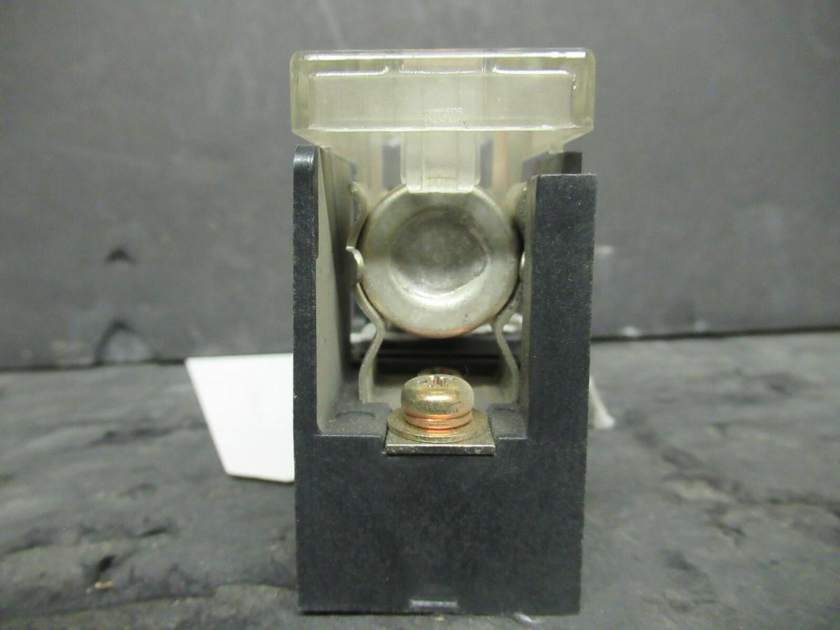 Used YOSHIDA FUSE HOLDER FHU-32 600 VOLT 30 AMP CLASS J FUSES