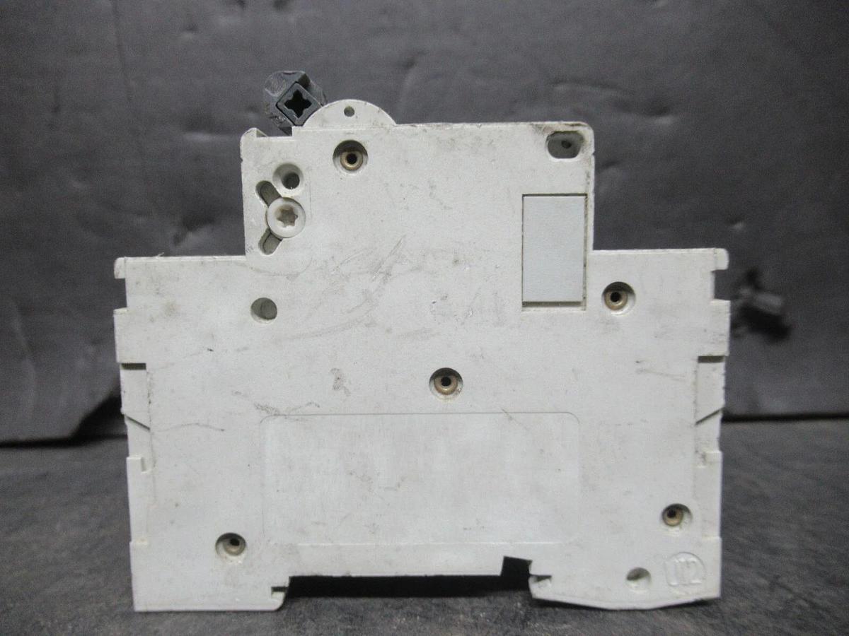 Used MERLIN GERIN THREE POLE BREAKER 24522 MULTI 9 C60N 10A-TYPE D 480 VAC