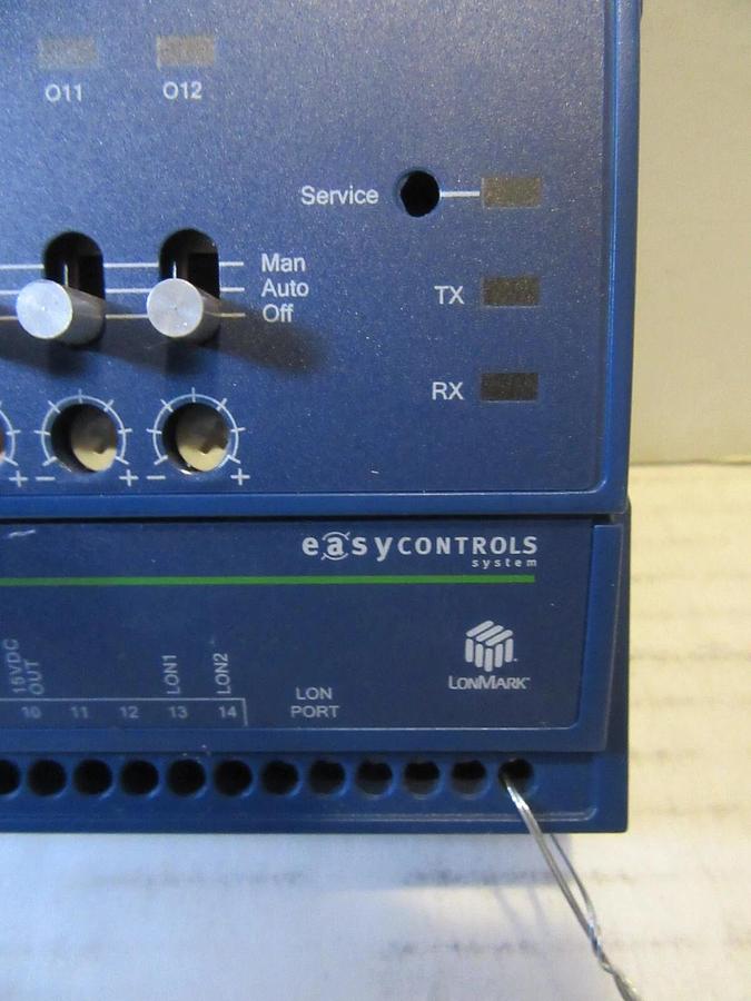 Used DISTECH CONTROLS ECP-410 EASY CONTROLS PROGRAMMABLE CONTROLLER 2008W45 LONMARK