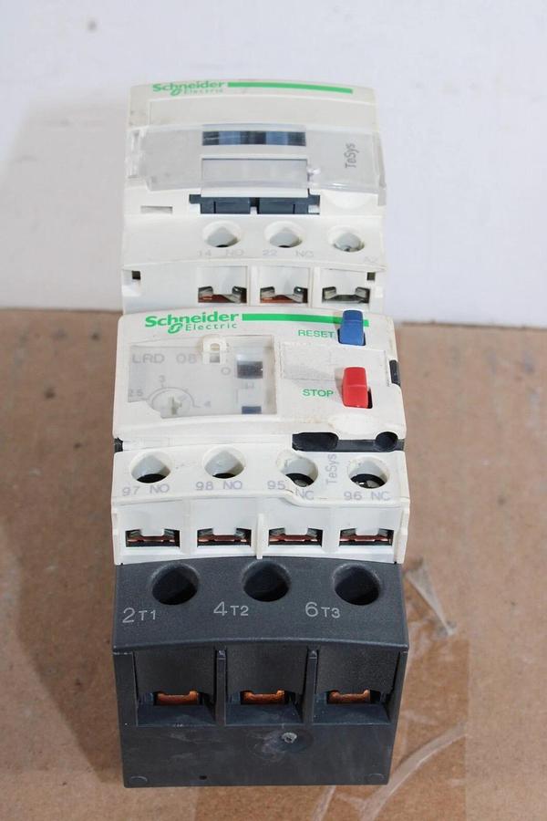 Used SCHNEIDER STARTER LC1D09 25 AMP 600 VAC 7.5 HP W/ LRD-08 *WARRANTY*