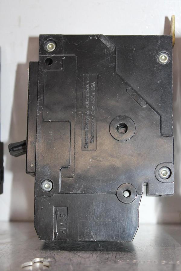 Used LOT OF 3 SIEMENS BQD CIRCUIT BREAKER BQD120 20 AMP SINGLE POLE 277 VAC