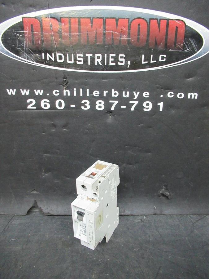 Used SIEMENS CIRCUIT BREAKER 5SX21 B16 16 AMP 277 VAC 1-POLE W/ 5SX9100 AUXILLIARY