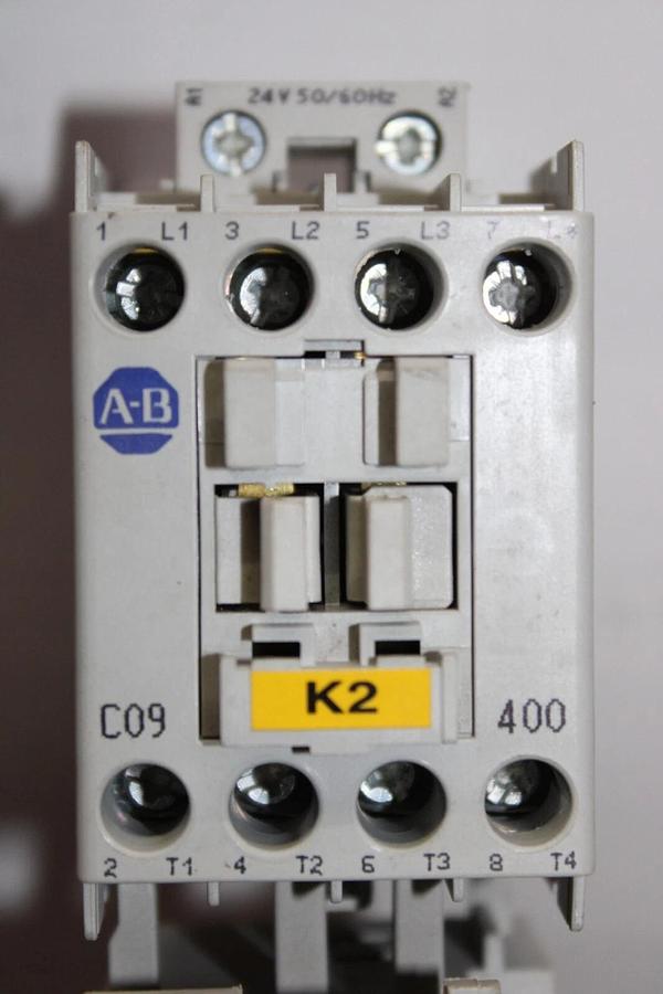 Used ALLEN BRADLEY STARTER 100-C09*400 SER. A 600 VAC 25 AMP 7.5 HP W/ 193-T1AA40