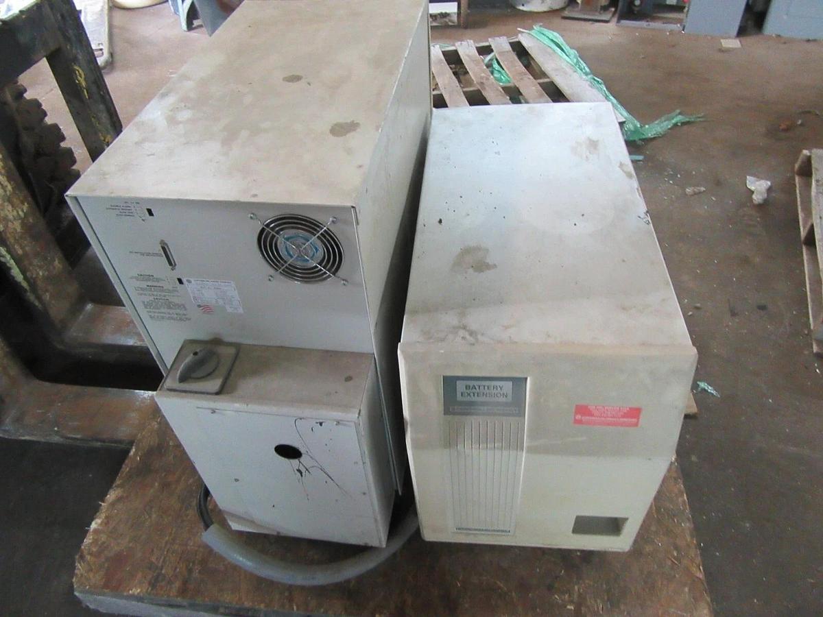Used CONTROLLED POWER COMPANY UPS SYSTEM MD6000 1 PH 240 / 208 VAC 22 / 25 AMPS