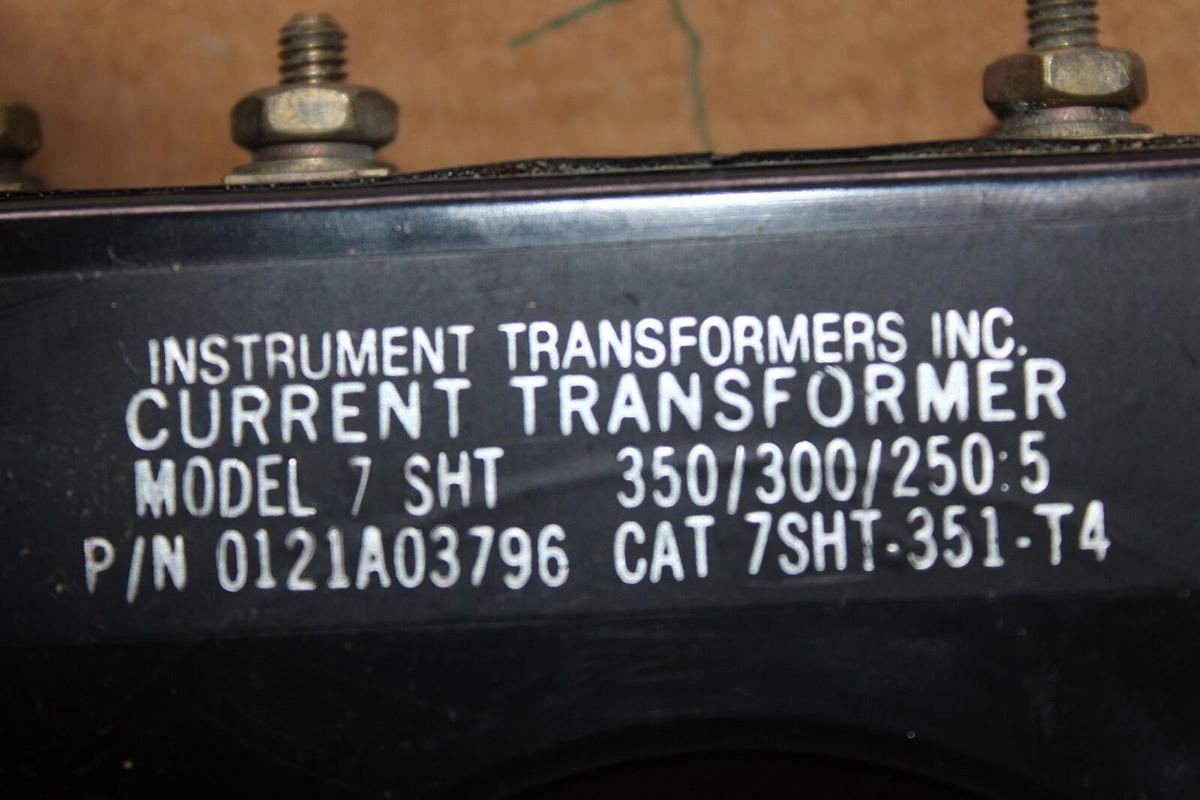 Used INSTRUMENT TRANSFORMERS CURRENT TRANSFORMER 7SHT-351-T4 X136580048-02 0121A03796
