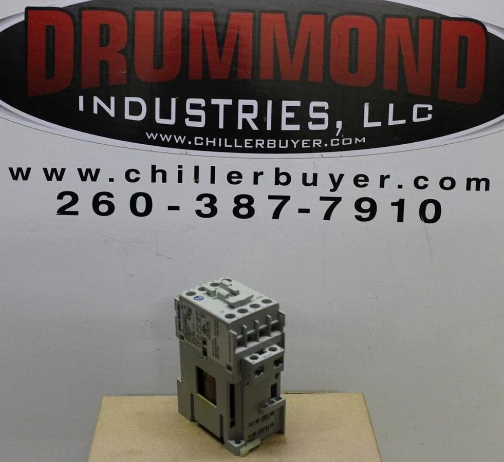 Used ALLEN BRADLEY CONTACTOR 700-CF400Z* 600 VAC 25 AMP 3-POLE COIL: 24 VDC