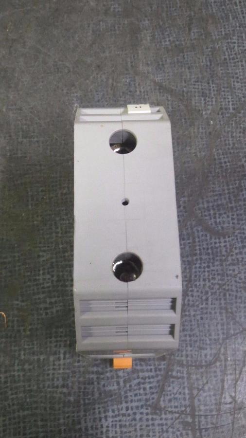 Used PHOENIX CONTACT TERMINAL BLOCK 1000V // 400 AMP 600V MODEL: UKH240