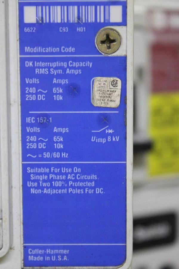 Used CUTLER HAMMER CIRCUIT BREAKER DK3300Z01 300 AMP 3-POLE 240 VAC SINGLE PHASE