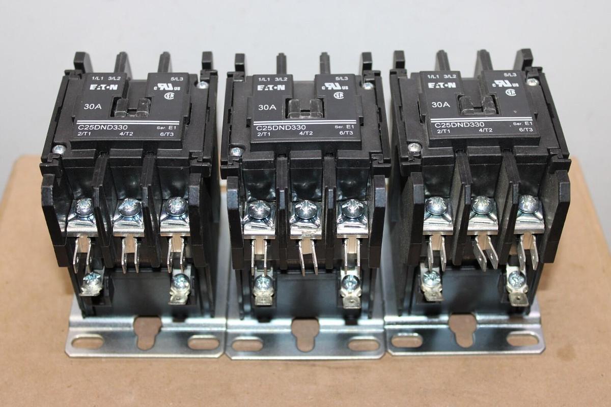 Used CUTLER HAMMER CONTACTOR C25DND330 30 AMP COIL: 120V **LOT OF 3**