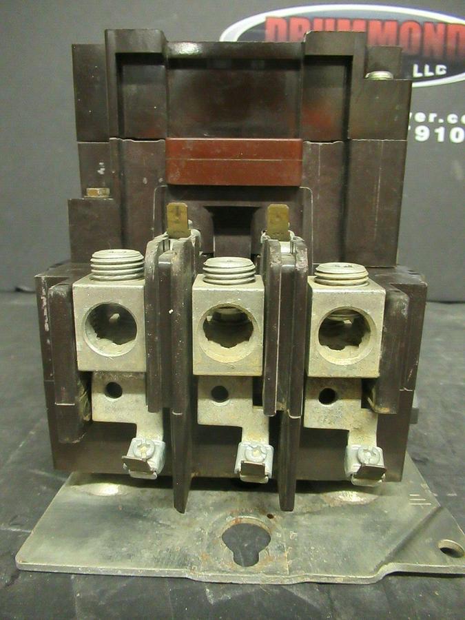 Used 120 AMP CUTLER HAMMER CONTACTOR C832JN6 SER. B1 COIL: 120 VAC **WARRANTY**