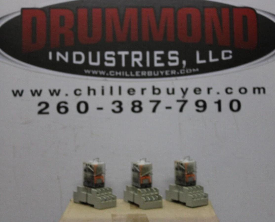 Used LOT OF 3 EATON RELAY D2PR4A 120 VAC 10 AMP **WARRANTY INCLUDED**