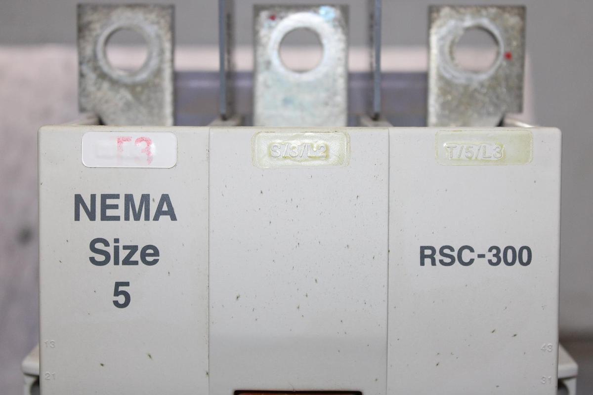 Used CUTLER HAMMER NEMA CONTACTOR C10CN3 SIZE 1 27 AMP 3-PHASE