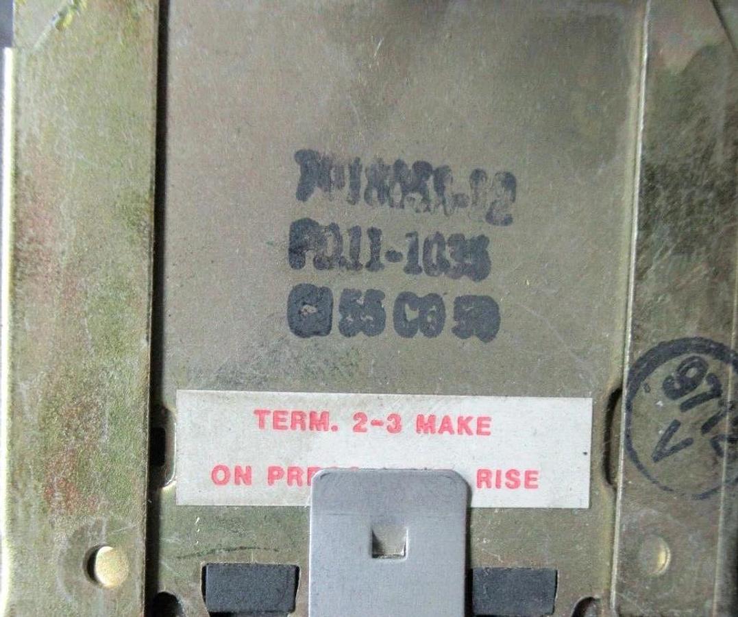 Used ROBERTSHAW PRESSURE RESPONSIVE LIMIT CONTROL 7018833-12 **WARRANTY**