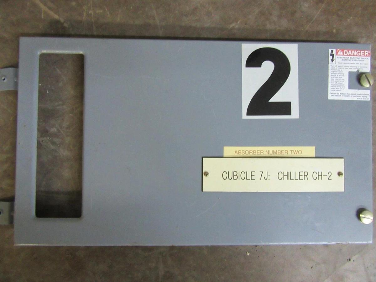 Used SQUARE D 9" MOTOR CONTROL FEEDER BUCKET 80420-318-50 MODEL 5 600 VOLT 60 AMP