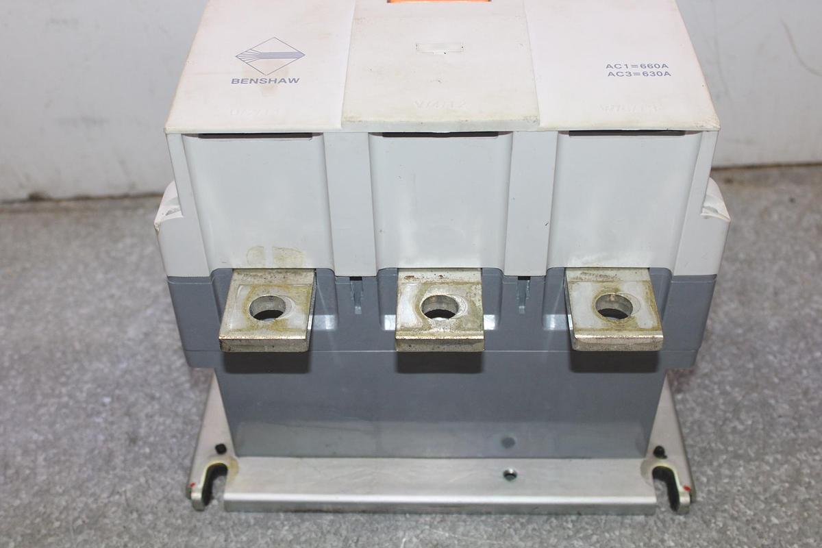 Used BENSHAW CONTACTOR RSC-65 80 AMP 600 VAC 40 HP 3-POLE COIL: 120V