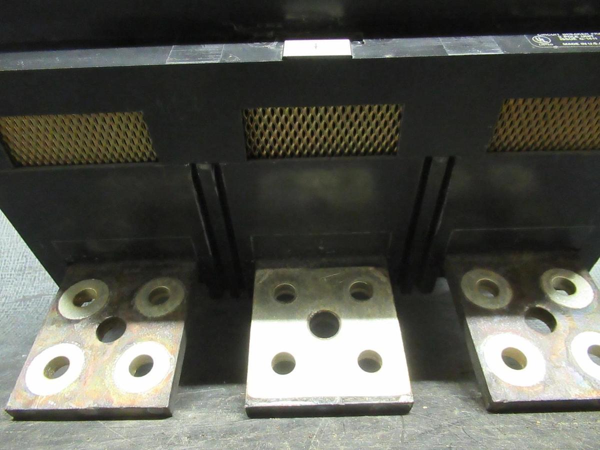 Used SQUARE D BREAKER PAF361600DC1286 1600A 600VDC W/ AUX SWITCH AND SHUNT TRIP