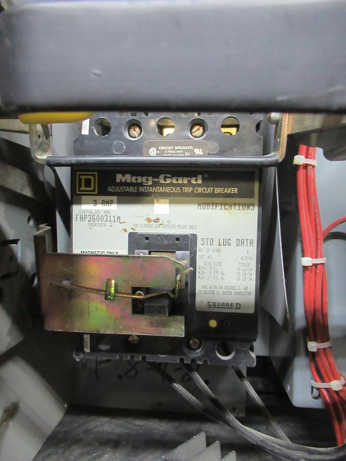 Used SQUARE D MCC MOTOR CONTROL STARTER 12" MODEL 5 W/ NEMA SIZE 1 8536SCO3 3 AMP