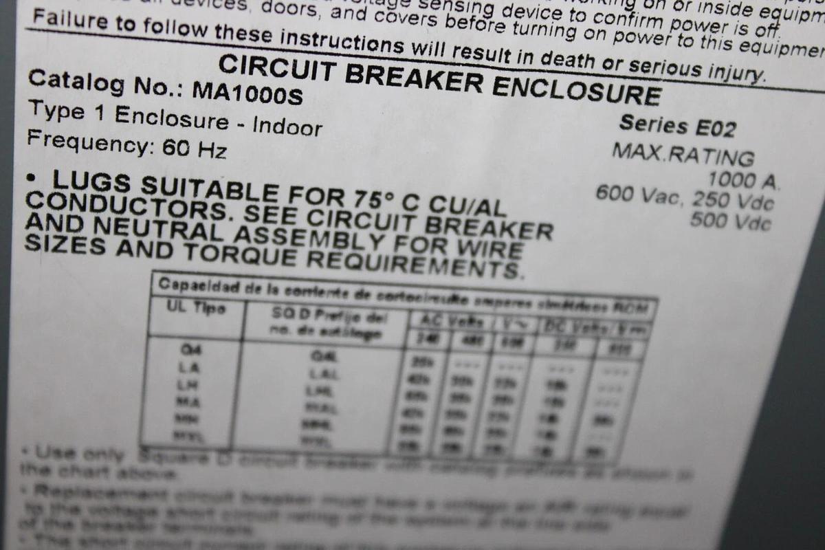 SQUARE D TYPE 1 CIRCUIT BREAKER ENCLOSURE MA1000S W/ MAL369002203 900 AMP