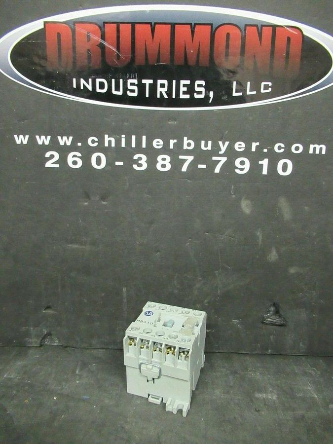 Used ALLEN BRADLEY CONTROL RELAY 700-MB310* SER. A MB400 600 VAC 10 AMP 120 VAC COIL