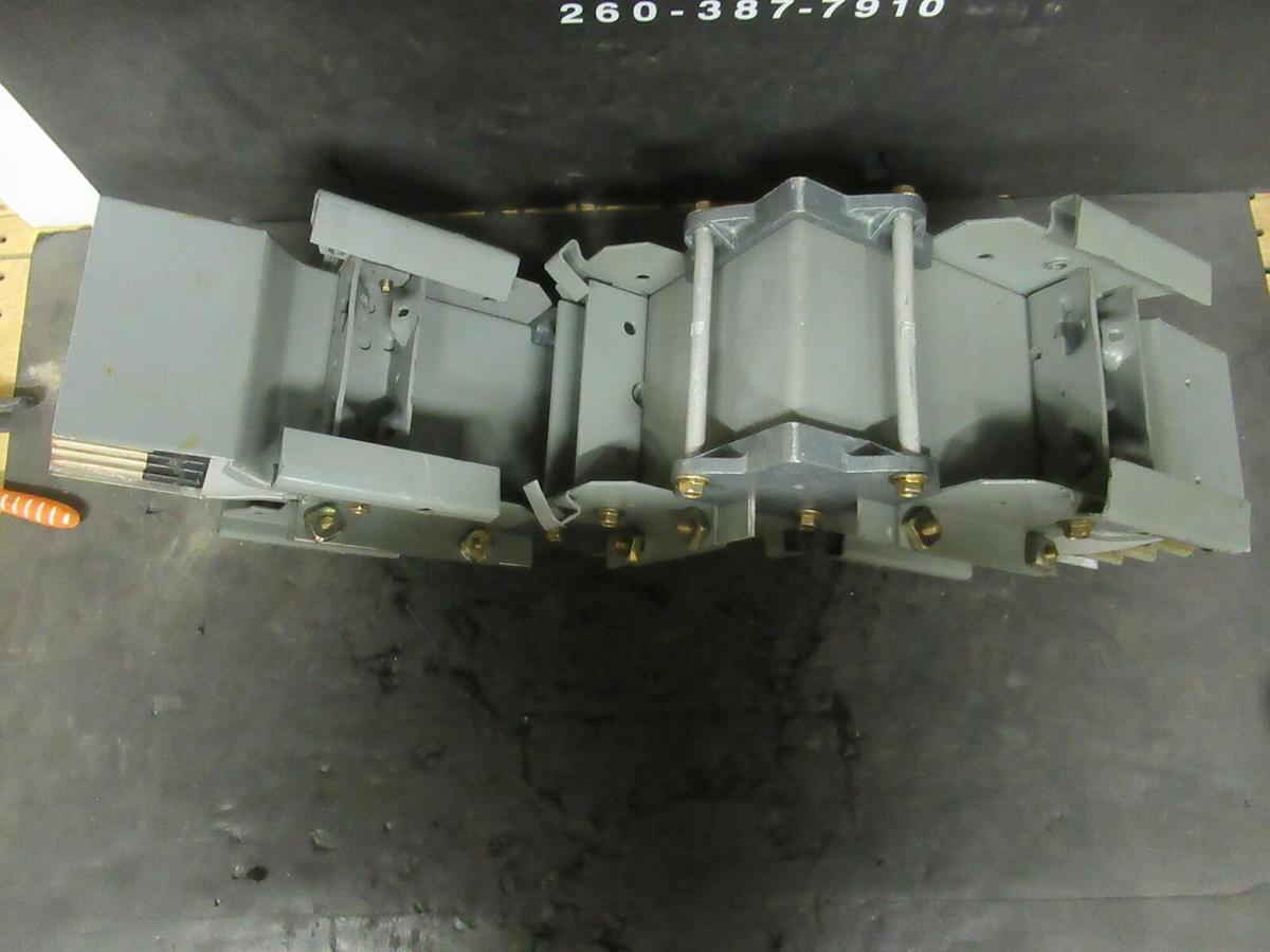 Used 1200 AMP SQUARE D CF2512G290ES1107B11 3 PH 4 W 600 V BUSWAY OFFSET COPPER I-LINE