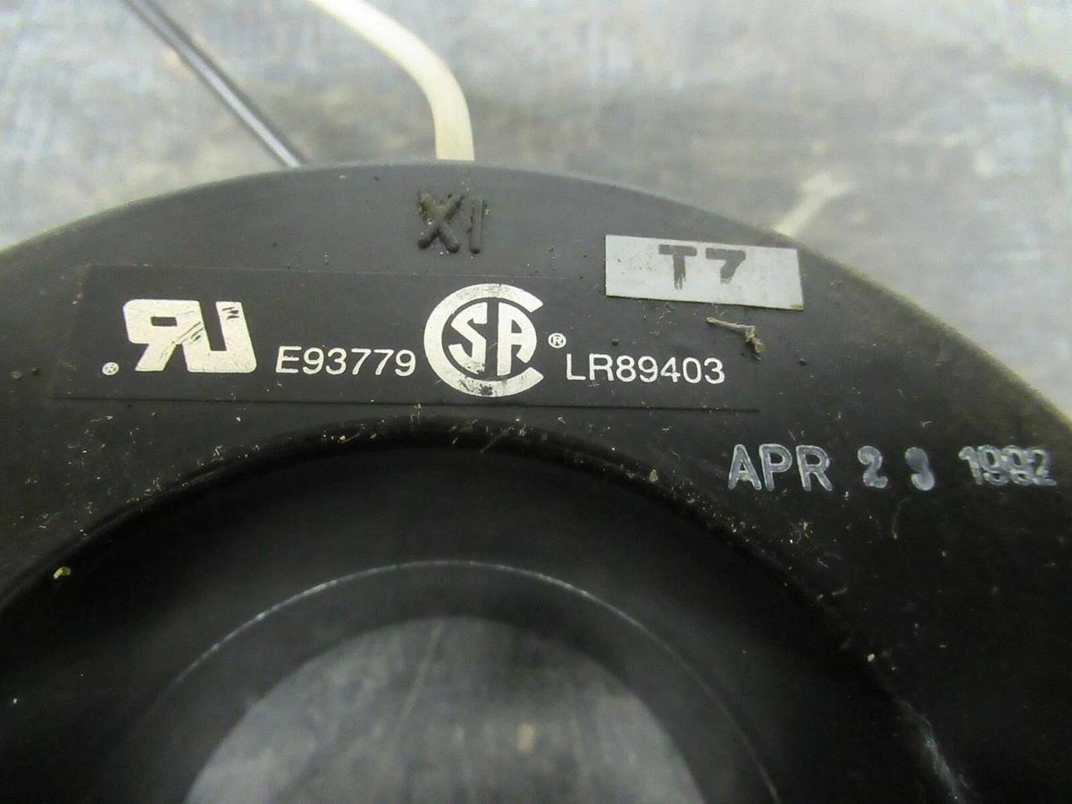 Used INSTRUMENT TRANSFORMERS CT CAT: 180 RL-122 1200:5 A RF 1.33 50-400 HZ 600 VOLTS