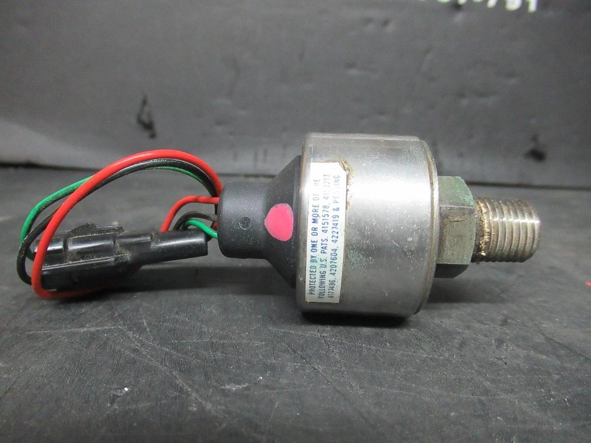 Used YORK PRESSURE TRANSDUCER 025-29148-001 P459-5001-40A