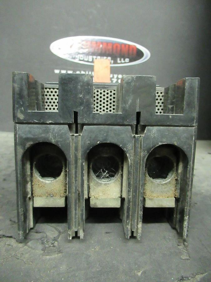 Used GE GENERAL ELECTRIC THFK236225 225 AMP 600V CIRCUIT BREAKER 3 P HI-BREAK W/ LUGS