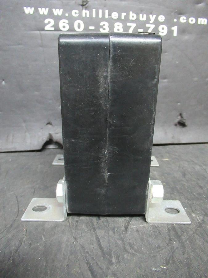 Used EATON CURRENT TRANSFORMER 180-SHT-201-1 50-400 HZ RATIO: 200:1A 600 VOLT 10 KV