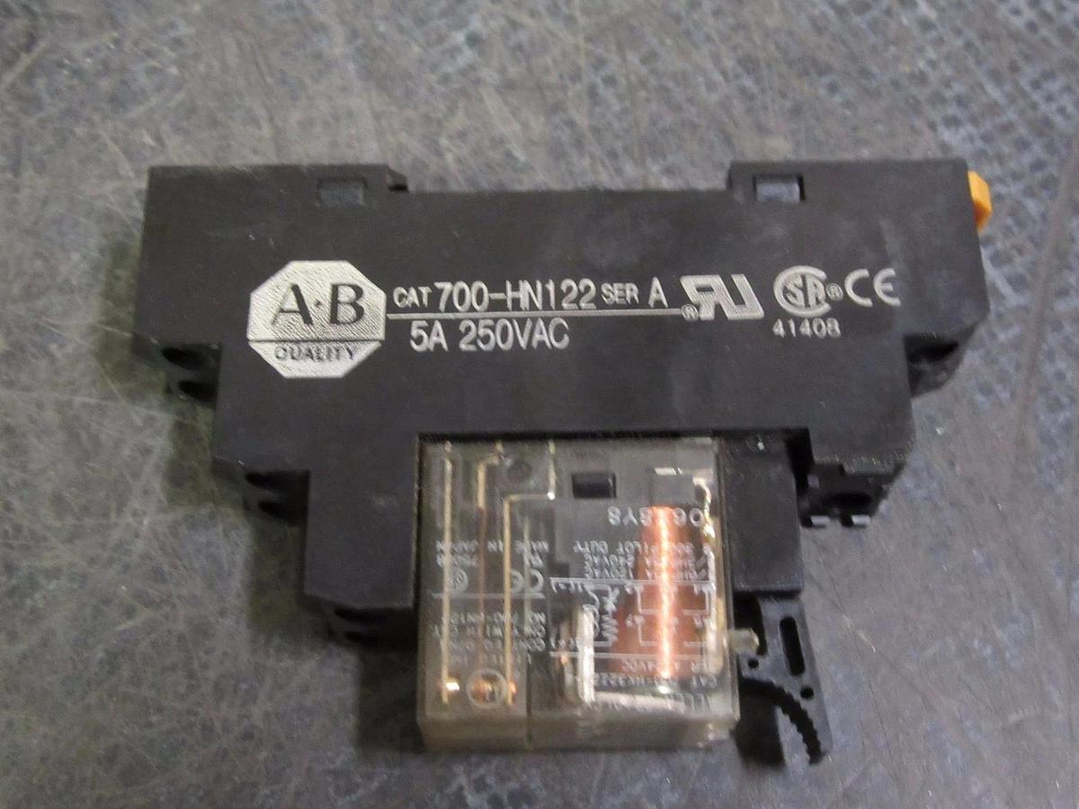 Used (5) ALLEN BRADLEY RELAY SOCKETS # 700-HN122 SER A & 24 VDC RELAY # 700-HK32Z24-4