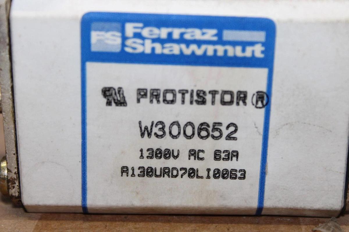 Used FERRAZ SHAWMUT PROTISTOR FUSE W300652 1300 VAC 63 AMP A130URD70LI0063