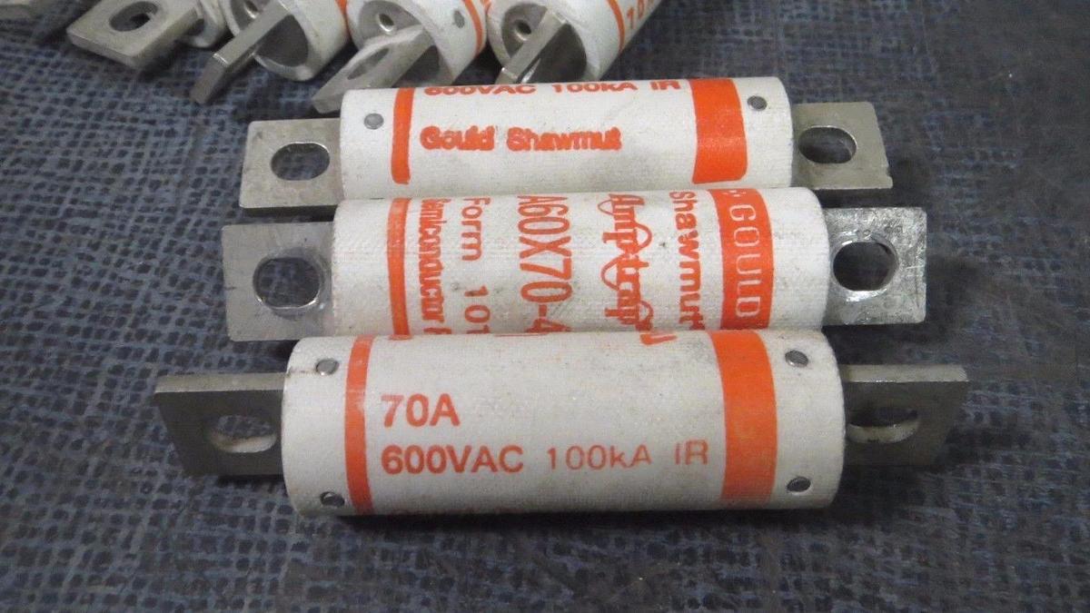 Used GOULD SHAWMUT (SET OF 3) AMP TRAP FORM 101  70 AMP, 600 VAC  MODEL: A60X70-4TI