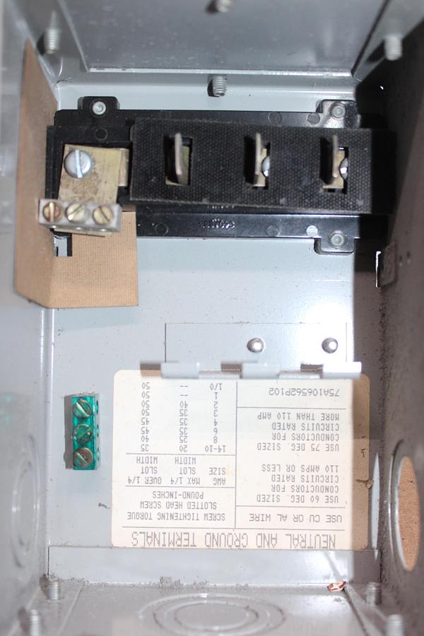 Used GENERAL ELECTRIC DFPTQL4 MOD. 4 BUSPLUG 50 AMP 240 VAC 3-PHASE 4-WIRE
