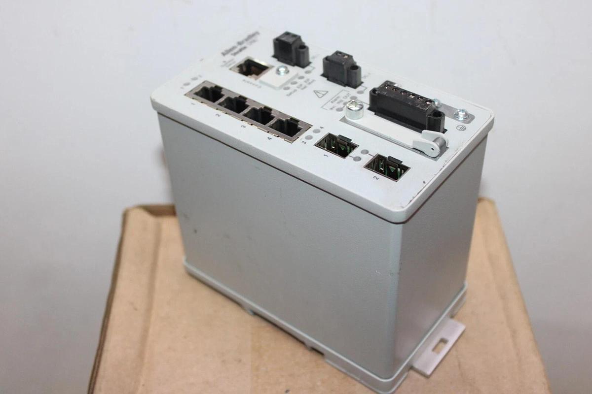 Used ALLEN BRADLEY ETHERNET SWITCH STRATIX 5700 1783-BMS06SGA PN-141654 **WARRANTY**
