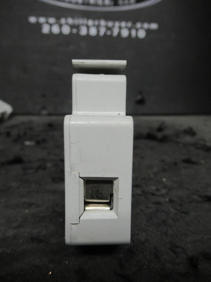 Used (3) 30 AMP 600 VAC 1 POLE FERRAZ SHAWMUT ULTRASAFE CLASS CC FUSE HOLDER USM11