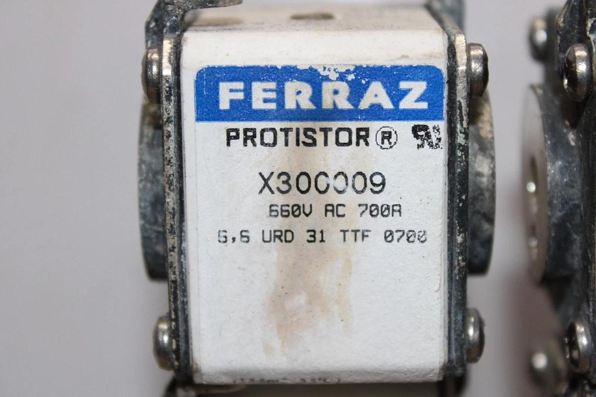 Used LOT OF 2 FERRAZ PROTISTOR FUSE X300009 660 VAC 700 AMP **WARRANTY**