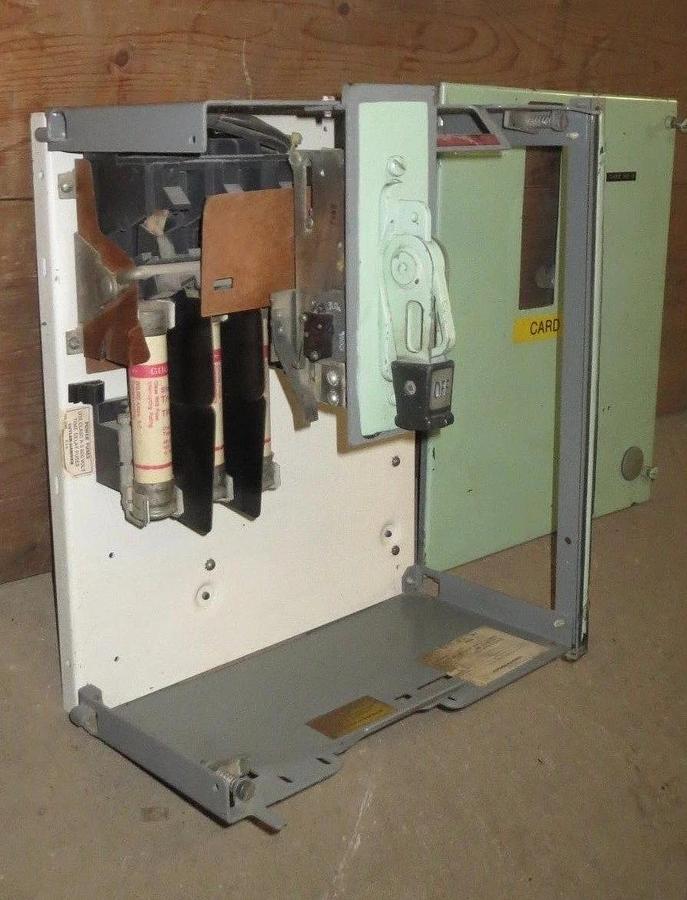 Used CUTLER HAMMER 17" FUSIBLE FEEDER D/C BUCKET 480 VAC 80 AMP