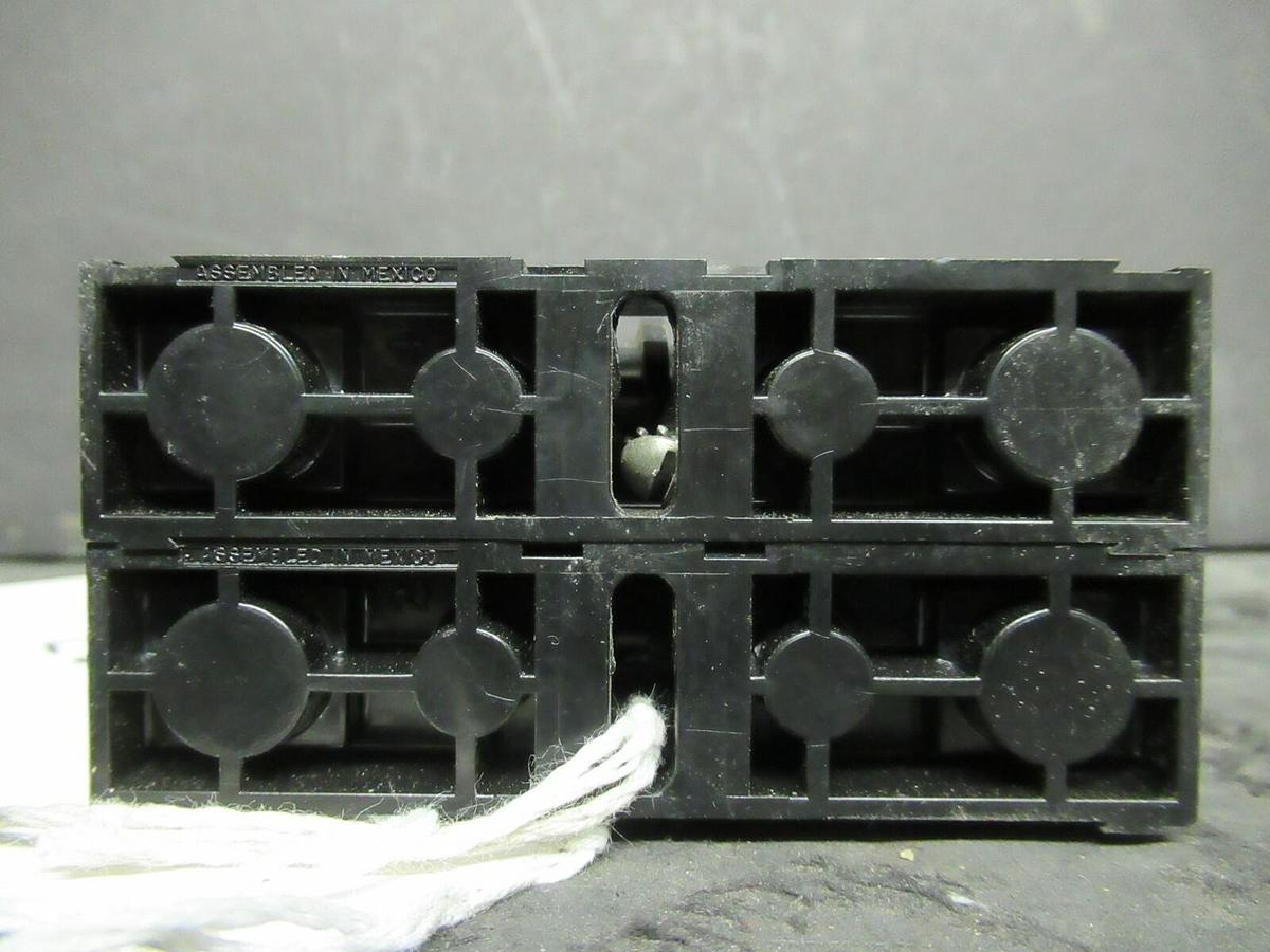 Used LITTELFUSE FUSE HOLDER L60030C-2PQ 600 VOLT 30 AMP CLASS CC FUSES W/ FUSES