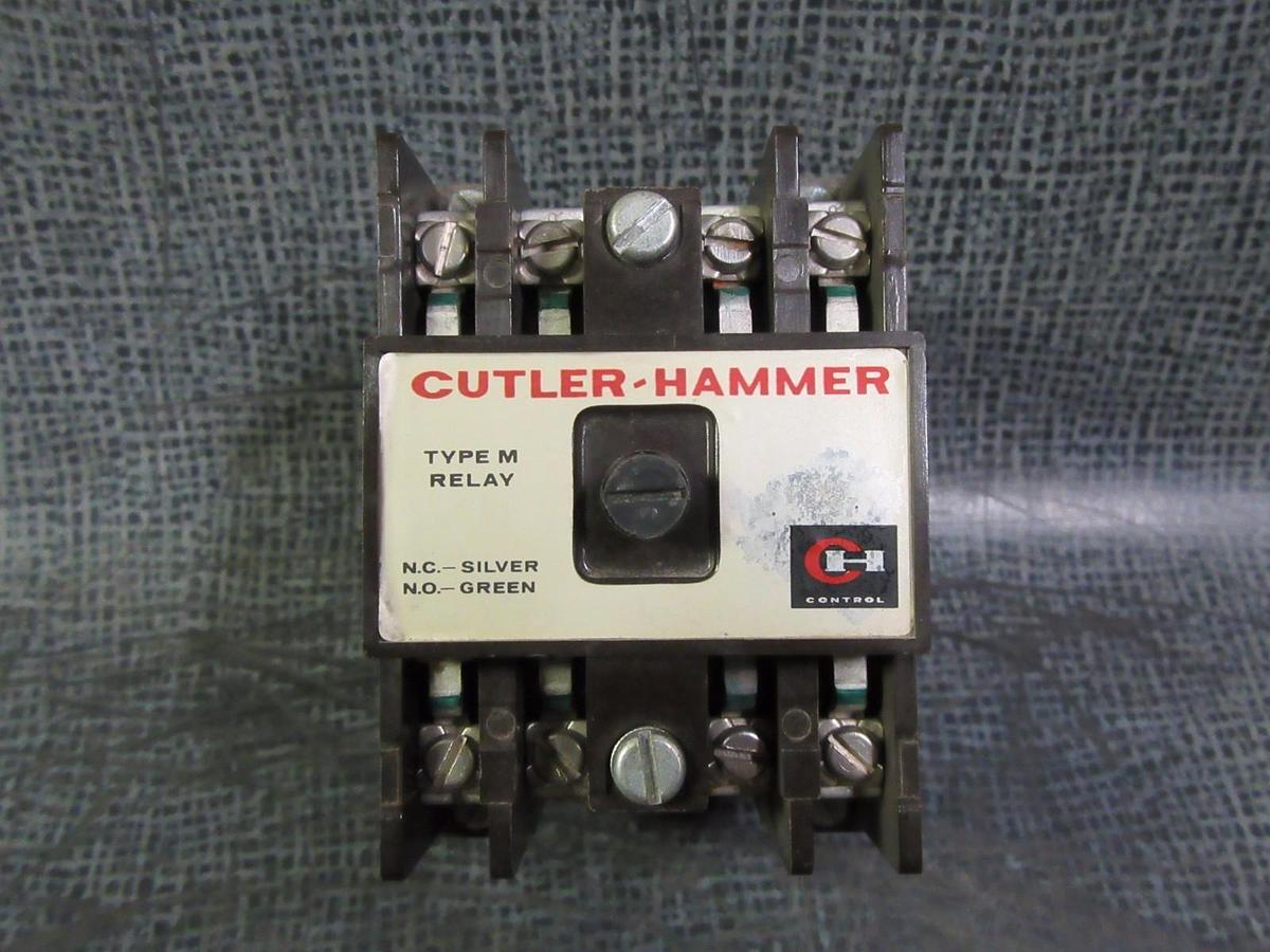 Used CUTLER HAMMER TYPE M 10 AMP RELAY 110-120 VAC COIL MODEL: D26M-2