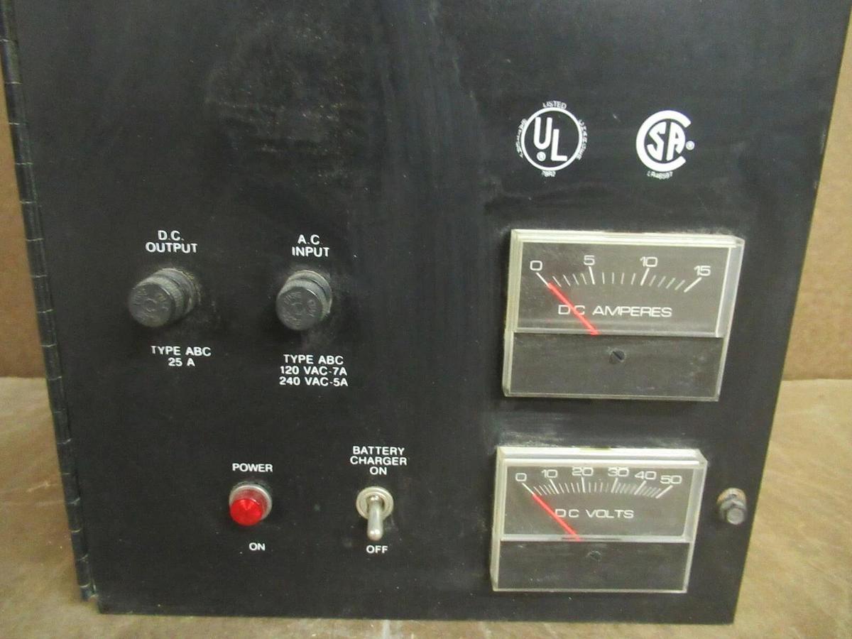 Used 24 VDC KOHLER BATTERY CHARGER 10 AMPS 120 / 240 V SINGLE PH A-326767 50 - 200 AH