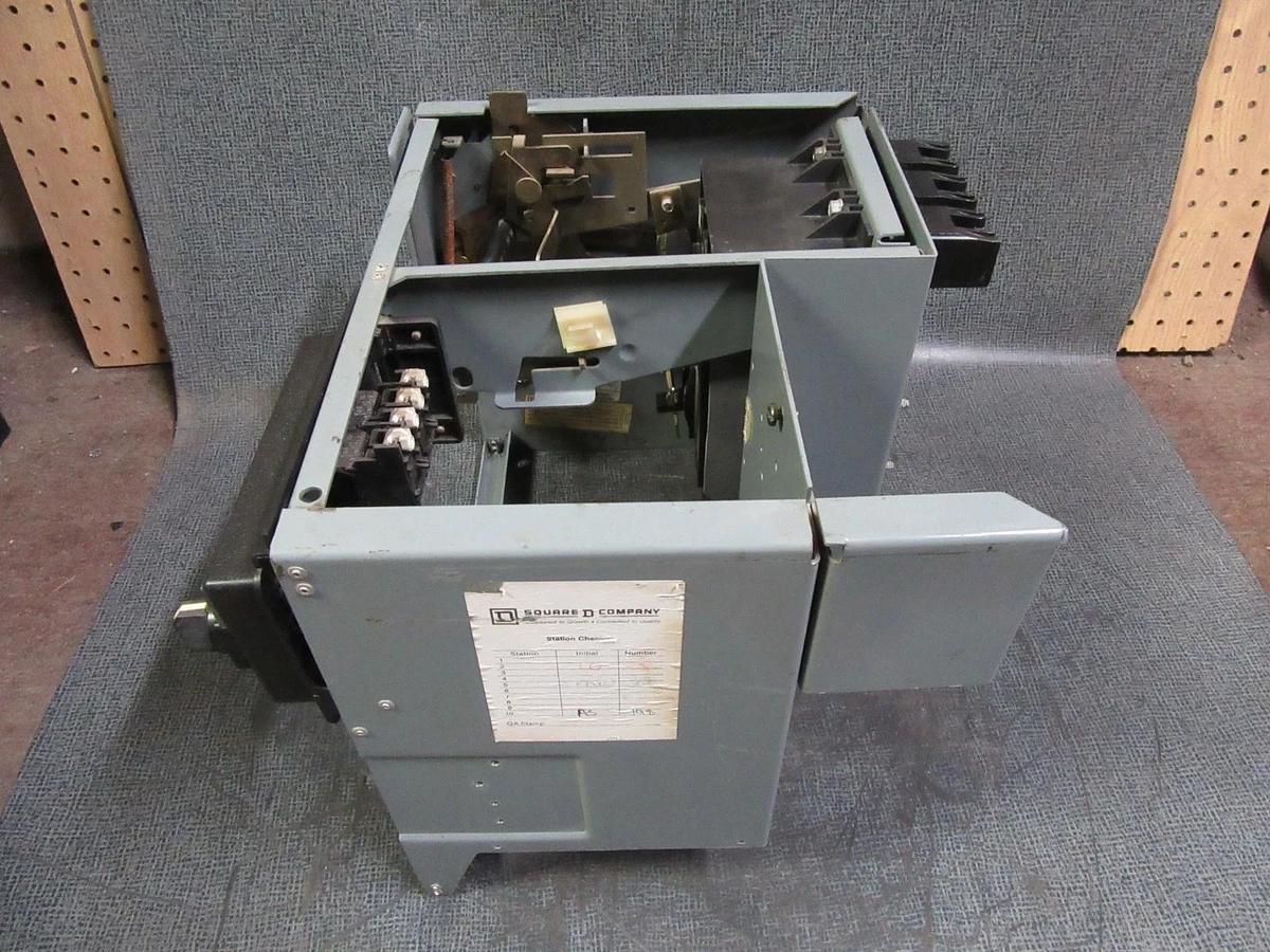 Used SQUARE D MODEL 5 MCC 12" FEEDER BUCKET W/ 30 AMP FAP3603015M FAL3603015M BREAKER