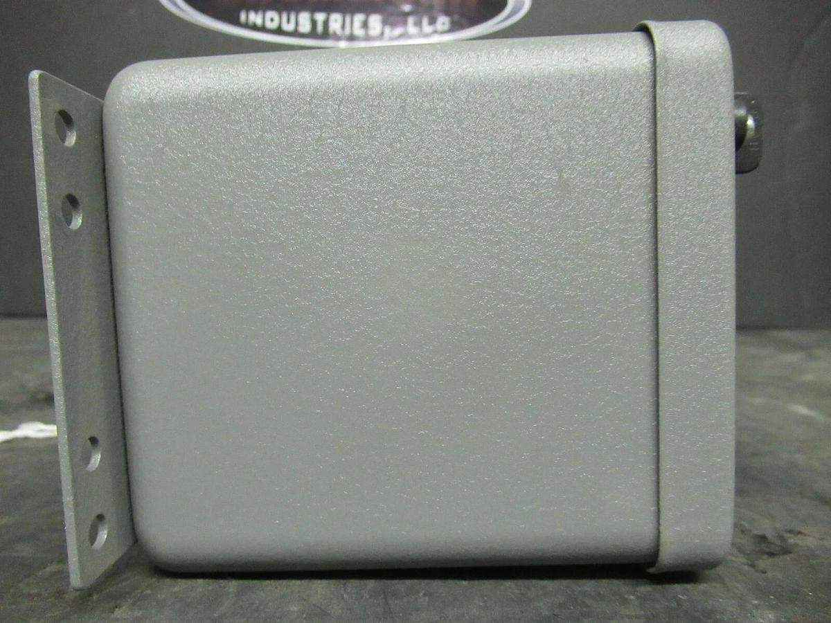 Used JUXTA YOKOGAWA AC POWER TRANSDUCER 248922-360-AHD-4 IN: 0-300 VAC OUT: 4-20MA DC