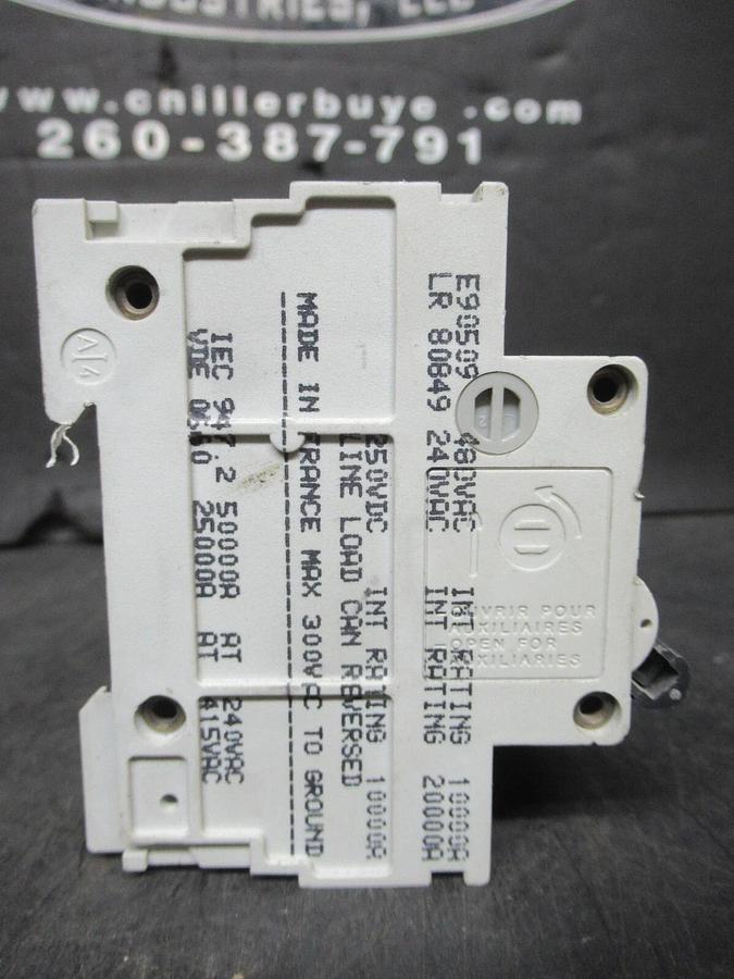 Used MERLIN GERIN THREE POLE BREAKER 27170 MULTI 9 NC100H 32A-TYPE C 480 VAC