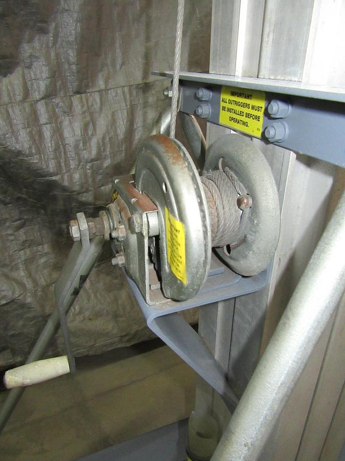 Used 300 LB CAPACITY GENIE EASY-UP 15 FT HT MANUAL PUSH ARIAL WORK PLATFORM EU-15M