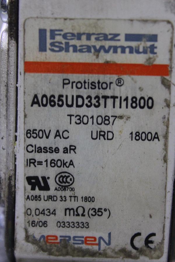 Used FERRAZ SHAWMUT SQUARE BODY PROTISTOR FUSE PC33UD69V1100TF 690 VAC 1100 AMP
