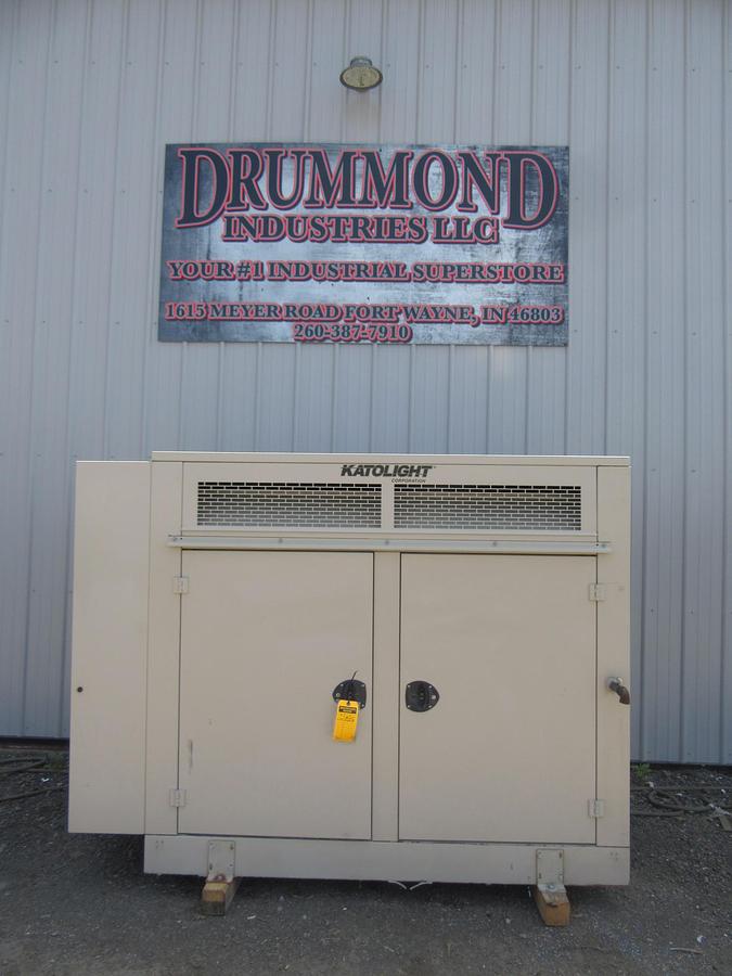 Used 30 KW NATURAL GAS PROPANE GENERATOR KATOLIGHT 120/240V RE-CONNECTABLE 347HRS VIDEO WE SHIP