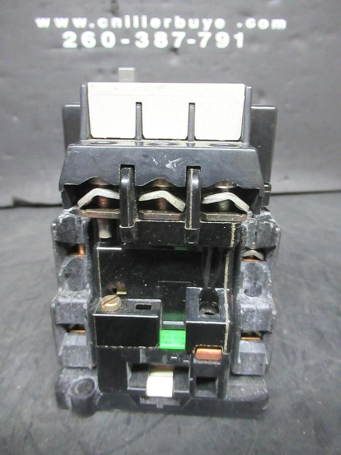 Used SIEMENS CONTACTOR CDB48*3 600 VAC 45 AMP 110/120 V COIL **WARRANTY**