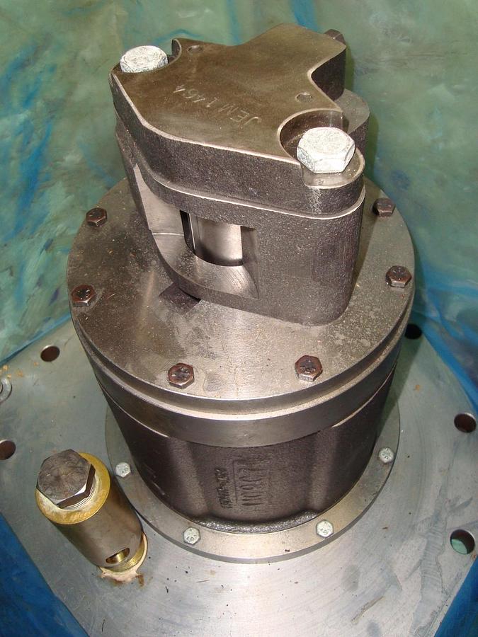 CARRIER NEW SURPLUS REPLACEMENT OIL PUMP MOTOR PACKAGE 19EA511-223 1.5 HP 480 V